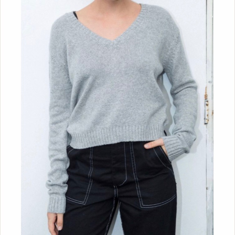 Brandy Melville grey new sweater